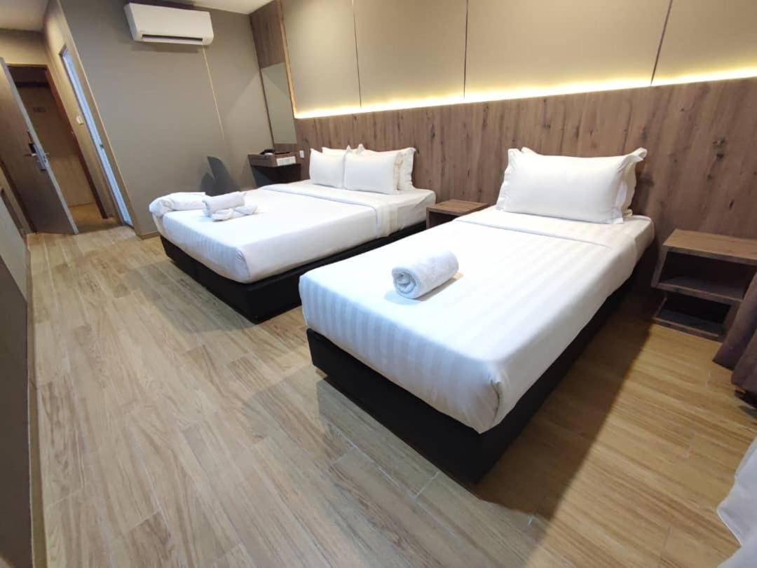 Kkia Hotel コタキナバル エクステリア 写真